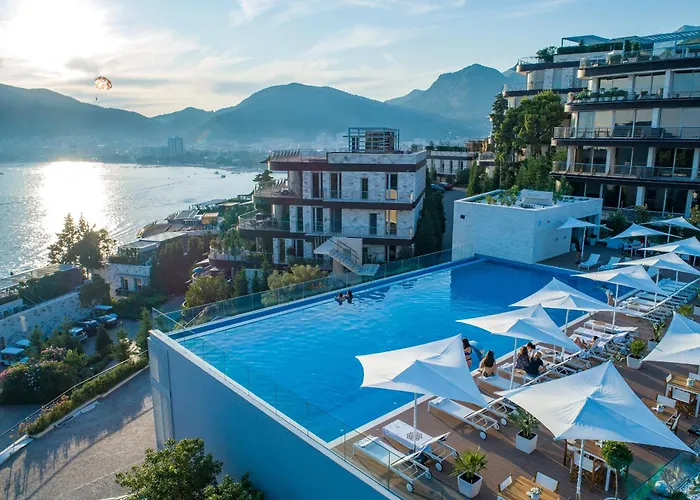 Dukley Hotel & Resort